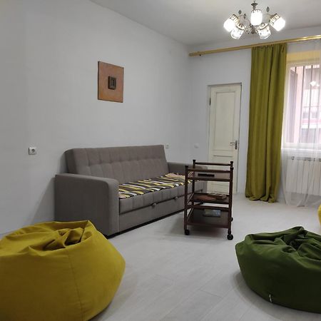 Ners Guest House Gyumri Exterior foto